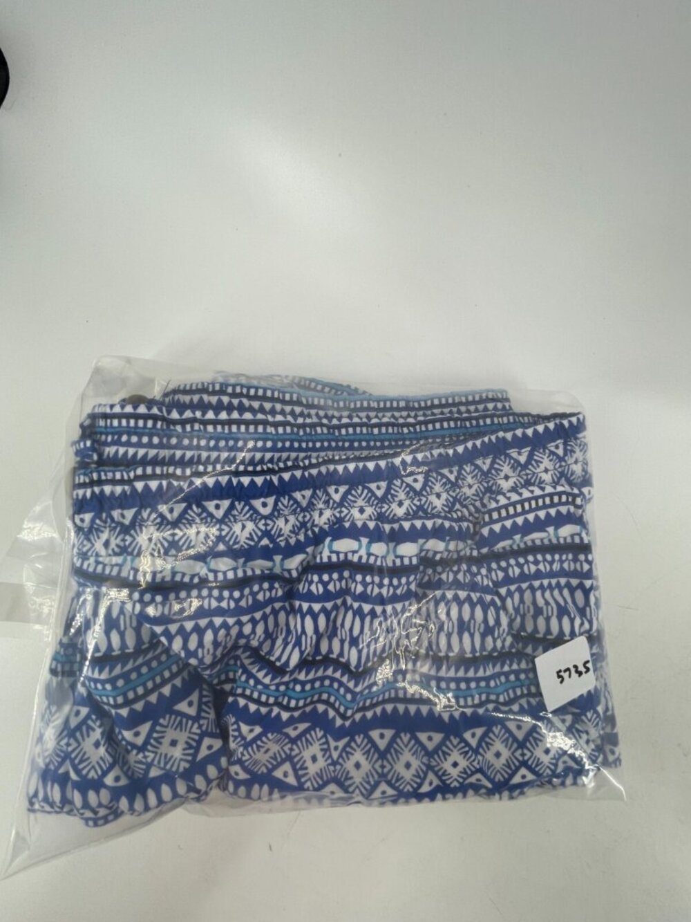 Old Navy Blue White Pattern Pull On Paper Bag Drawstring Waist Shorts Size XXL - Picture 13 of 13